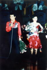 �J�b�v���g��łP�����E�E�E�͂��߂Ẵf�����X�g���[�V����